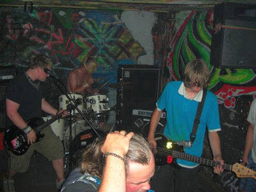 Gig in Pilon Gig in Pilon